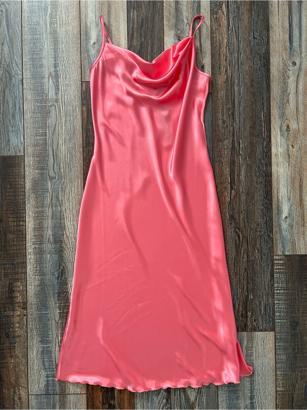 NWT - Vintage Bebe Coral Satin Cowl Neck Slip Dress - M - Picture 2 of 7